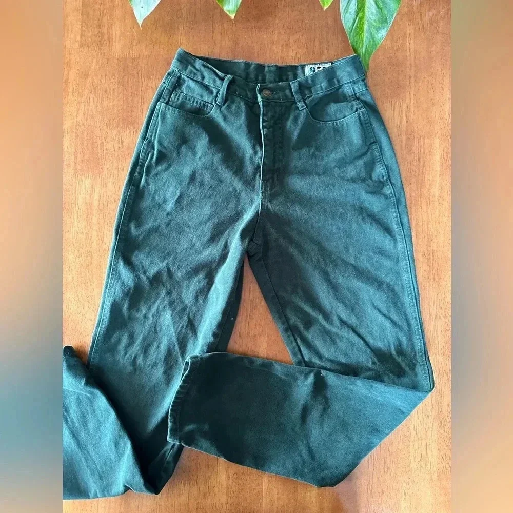 Vintage High Waisted Green Class 955 Jean - Picture 4 of 10